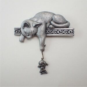 Vintage JJ Jonette Cat on Shelf Dangle Mouse Pewter Pin Brooch EUC